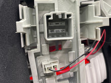 Load image into Gallery viewer, OUTER TAIL LIGHT LAMP Volvo S60 XC60 11 12 13 14 15 Right - NW642812
