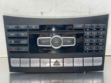 Load image into Gallery viewer, RADIO Mercedes-Benz CLS550 CLS63 2012 12 - NW643151
