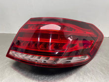 Load image into Gallery viewer, OUTER TAIL LIGHT LAMP E250 Van E250D E300 E350 E400 E550 E63 14-16 Right - NW643615
