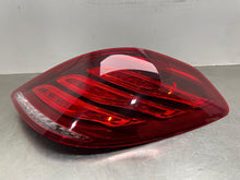 Load image into Gallery viewer, [INVENTORYCAR_YEAR_MAKE_MODEL] TAIL LIGHT LAMP ASSEMBLY Right - NW644390
