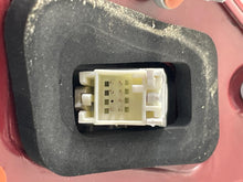 Load image into Gallery viewer, [INVENTORYCAR_YEAR_MAKE_MODEL] TAIL LIGHT LAMP ASSEMBLY Right - NW644390
