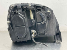 Load image into Gallery viewer, HEADLIGHT LAMP ASSEMBLY Deville DHS DTS 2004 04 2005 05 Left - NW644475
