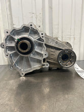 Load image into Gallery viewer, TRANSFER CASE ML320 ML350 ML550 E320 E350 GL450 06 07 08 09 - 12 - NW644387
