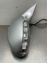 Load image into Gallery viewer, [INVENTORYCAR_YEAR_MAKE_MODEL] SIDE VIEW DOOR MIRROR Right - NW645208
