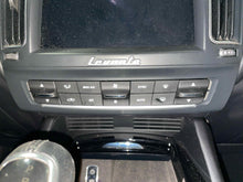 Load image into Gallery viewer, Temperature Controls  MASERATI LEVANTE 2018 - NW645351
