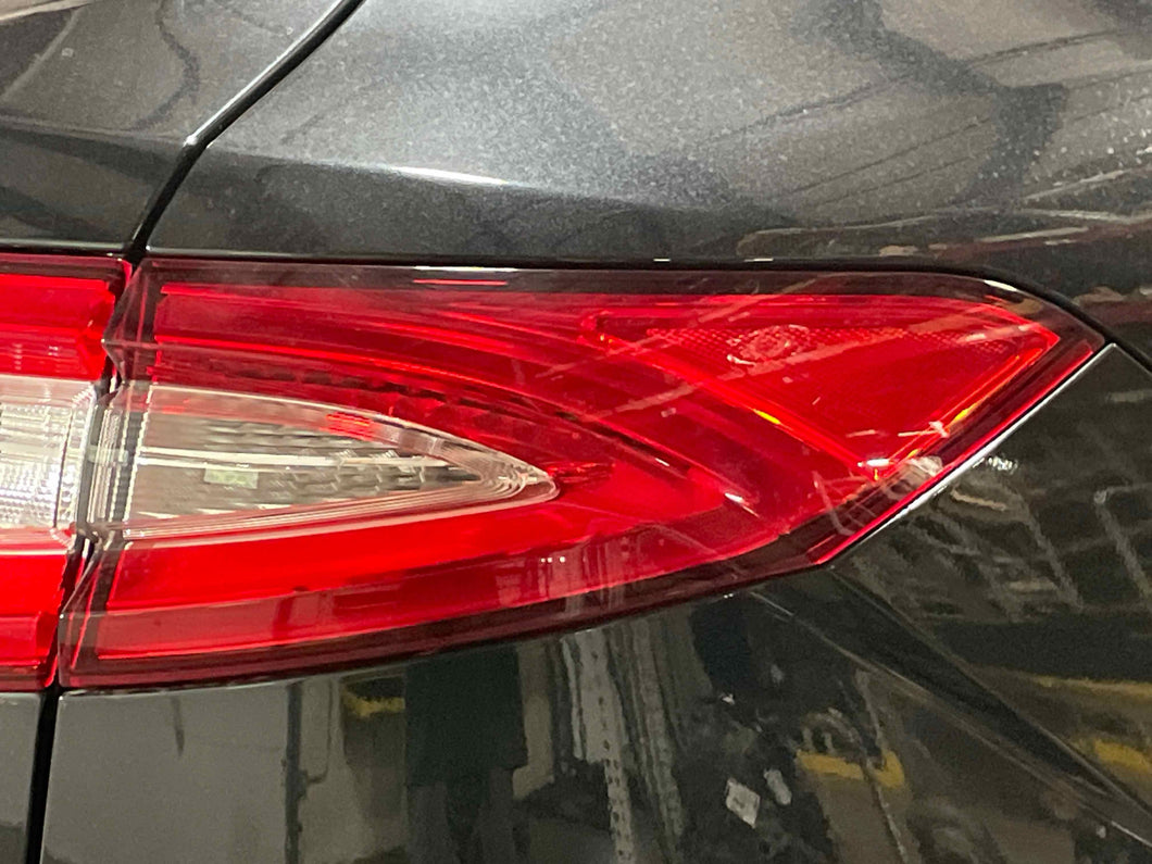 Tail Lamp Light  MASERATI LEVANTE 2018 - NW645396