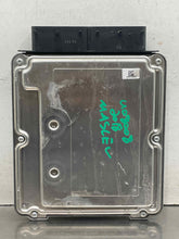 Load image into Gallery viewer, ECU ECM Computer  MASERATI LEVANTE 2018 - NW645549
