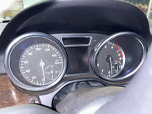 Load image into Gallery viewer, Speedometer Cluster  MERCEDES ML-CLASS 2012 - NW646283
