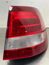 Load image into Gallery viewer, [INVENTORYCAR_YEAR_MAKE_MODEL] OUTER TAIL LIGHT LAMP Right - NW646141
