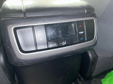 Load image into Gallery viewer, FRONT TEMPERATURE CONTROLS Highlander 14 15 16 17 18 19 - NW646382
