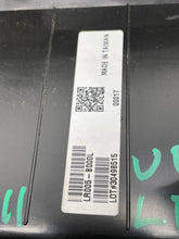 Load image into Gallery viewer, TAIL LIGHT LAMP ASSEMBLY Land Rover LR4 10 11 12 Left - NW646971
