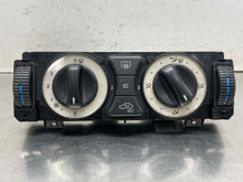 Load image into Gallery viewer, AC HEATER TEMP CONTROL SLK320 SLK230 2001 01 02 03 04 - NW647589
