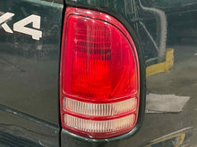 Load image into Gallery viewer, TAIL LIGHT LAMP ASSEMBLY Dakota 97 98 99 00 01 02 03 04 Right - NW648200

