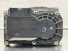 Load image into Gallery viewer, THROTTLE BODY Volvo S60 XC70 V70 2008 08 2009 09 2010 10 2011 11 - NW648774
