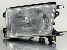 Load image into Gallery viewer, HEADLIGHT LAMP ASSEMBLY 4 Runner 1996 96 1997 97 1998 98 Right - NW648624
