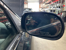 Load image into Gallery viewer, Side View Mirror Infiniti G35 2003 03 04 05 06 Right - NW648363
