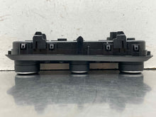 Load image into Gallery viewer, Temperature Controls  GIULIA 2019 - NW649397
