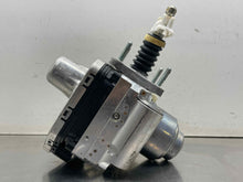 Load image into Gallery viewer, ABS Pump  GIULIA 2019 - NW649347
