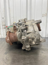 Load image into Gallery viewer, TRANSFER CASE Jeep Wrangler 12 13 14 15 16 17 18 - NW649136
