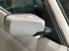 Load image into Gallery viewer, SIDE VIEW DOOR MIRROR 320i 325ci 325i 330ci 330i 330xi 01-03 Right - NW650057

