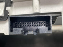 Load image into Gallery viewer, Speedometer Cluster Ford Escape 2012 - NW650492
