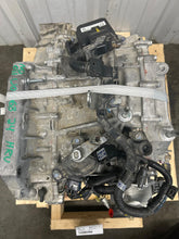 Load image into Gallery viewer, Transmission Honda HR-V 2024 - NW651014
