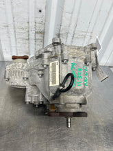 Load image into Gallery viewer, TRANSFER CASE BMW 530xi 528xi 328xi 332xi 2006 06 2007 07 2008 08 09 2010 10 - NW651342
