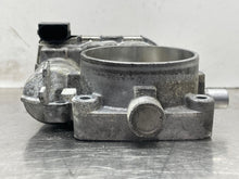 Load image into Gallery viewer, THROTTLE BODY CLK430 CLK500 ML500 SL55 01 - 06 - NW651343
