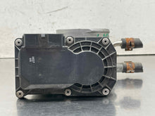 Load image into Gallery viewer, THROTTLE BODY Toyota Highlander Camry Scion TC Rav 4 Sienna Venza 2009 09 10 11 - NW651749
