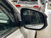 Load image into Gallery viewer, SIDE VIEW DOOR MIRROR Toyota Rav4 2015 15 Right - NW651591
