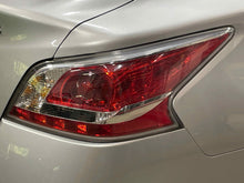 Load image into Gallery viewer, OUTER TAIL LIGHT LAMP Nissan Altima 2014 14 2015 15 Right - NW652037
