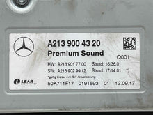 Load image into Gallery viewer, Radio  MERCEDES E-CLASS 2018 - NW652368
