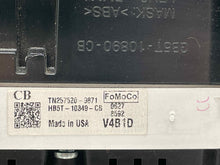 Load image into Gallery viewer, Speedometer Cluster Ford Explorer 2017 - NW652929
