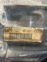 Load image into Gallery viewer, AUTOMATIC TRANSMISSION BMW 328i 328ic 328is 1999 99 - NW653159
