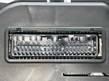 Load image into Gallery viewer, SPEEDOMETER CLUSTER Hyundai Tucson 2018 18 - NW653616
