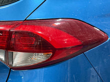 Load image into Gallery viewer, OUTER TAIL LIGHT LAMP Tucson 2016 16 2017 17 2018 18 Right - NW653909
