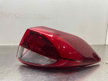 Load image into Gallery viewer, OUTER TAIL LIGHT LAMP Tucson 2016 16 2017 17 2018 18 Right - NW653909
