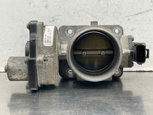 Load image into Gallery viewer, THROTTLE BODY Mountaineer Mustang Explorer 04 05 - 10 - NW653753
