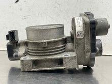 Load image into Gallery viewer, THROTTLE BODY Mountaineer Mustang Explorer 04 05 - 10 - NW653753
