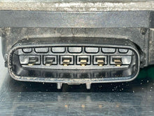 Load image into Gallery viewer, THROTTLE BODY Volvo XC70 S80 XC90 S60 2007 07 2008 08 2009 09 10 11 12 - NW653907
