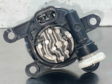 Load image into Gallery viewer, Park Lamp Light   2020 - NW654155
