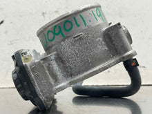 Load image into Gallery viewer, Throttle Body  LEXUS RC300 2019 - NW654368
