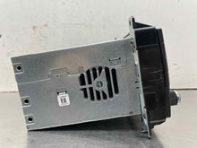 Load image into Gallery viewer, Radio  GRAND CHEROKEE 2012 - NW654477
