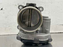 Load image into Gallery viewer, Throttle Body  LINCOLN CONTINENTAL 2018 - NW654634
