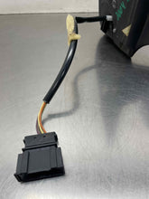 Load image into Gallery viewer, SIDE VIEW MIRROR Golf Jetta 1999 99 00 01 02 - 08 Right - NW654929
