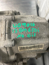 Load image into Gallery viewer, TRANSFER CASE 228I 320i 328D 328i 328I GT 335i 335i GT 428i 435i 12-15 - NW654884
