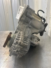 Load image into Gallery viewer, TRANSFER CASE BMW 530xi 528xi 328xi 332xi 2006 06 2007 07 2008 08 09 2010 10 - NW655658
