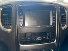 Load image into Gallery viewer, Radio Dodge Durango 2011 - NW655905
