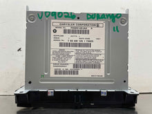 Load image into Gallery viewer, Radio Dodge Durango 2011 - NW655905
