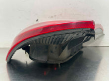 Load image into Gallery viewer, TAIL LIGHT LAMP ASSEMBLY Camry 2002 02 2003 03 2004 04 Right - NW656041
